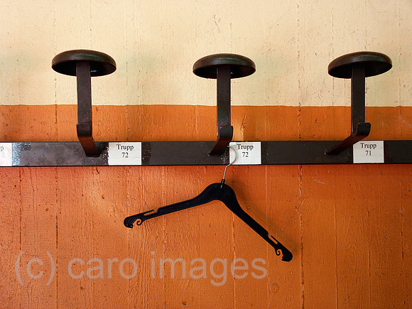 0GB060612D102CARO.JPG