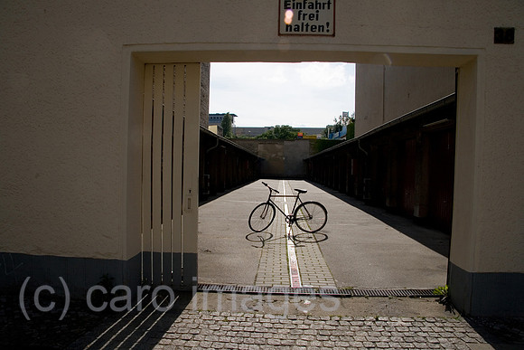 0GB070624D005CARO.JPG