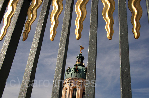 0GB070413D001CARO.JPG