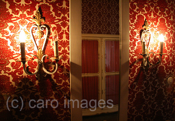 0GB061123D031CARO.JPG