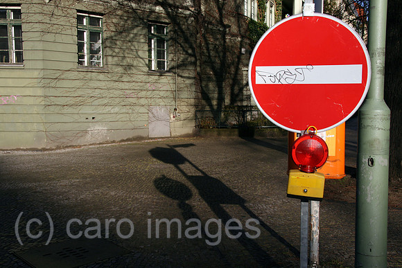 0GB061124D003CARO.JPG