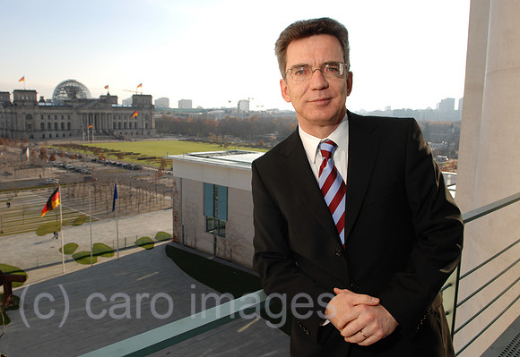 0MW061120D019CARO.JPG