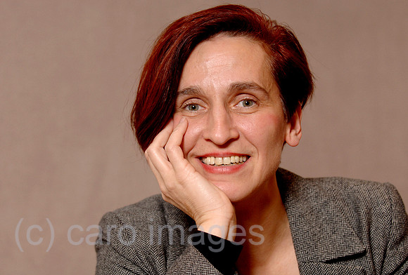 0MW061121D004CARO.JPG