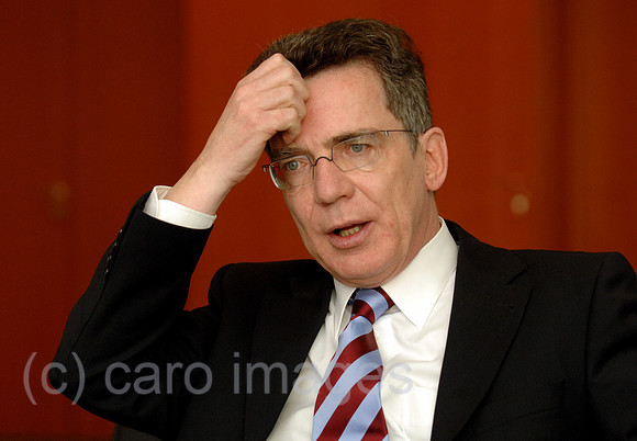 0MW061120D017CARO.JPG