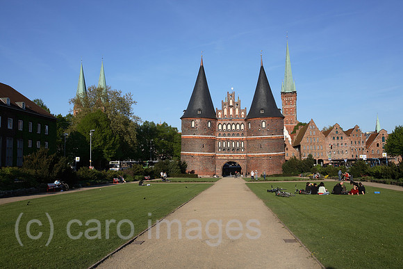 0KH070503D009CARO.JPG