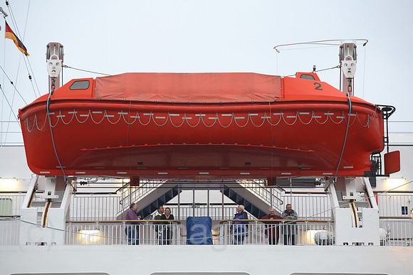 0KH070424D027CARO.JPG