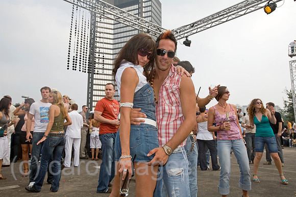 00X070825D029CARO.JPG