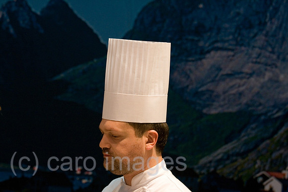 0GB080118D035CARO.JPG