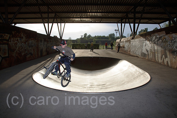 00X070901D014CARO.JPG