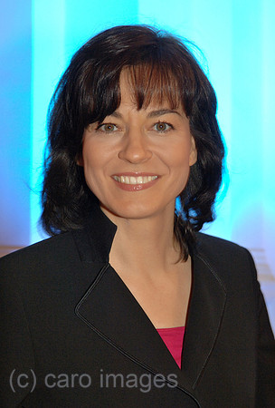 0MW060126D010CARO.JPG