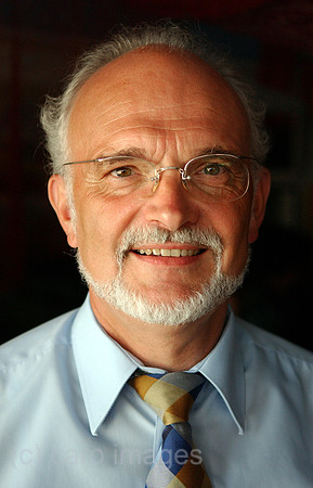 0MW050829D002CARO.JPG