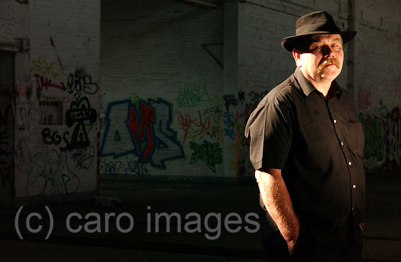 0MW051007D009CARO.JPG