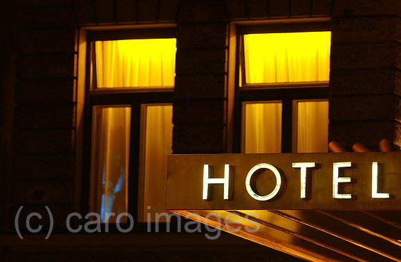 0MW051013D013CARO.JPG