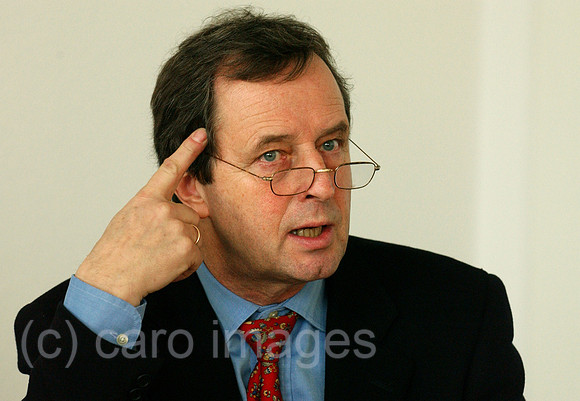 0MW050110D004CARO.JPG