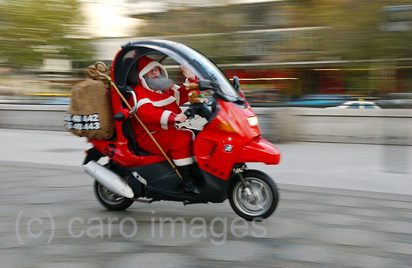 0MW041110D005CARO.JPG