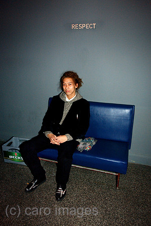 0MW041121D005CARO.JPG
