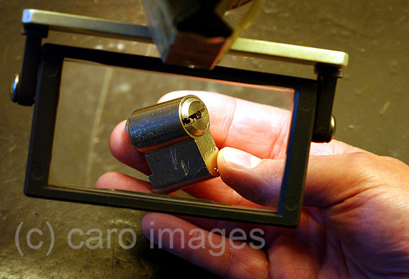 0MW050105D008CARO.JPG