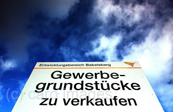0MW041116D005CARO.JPG