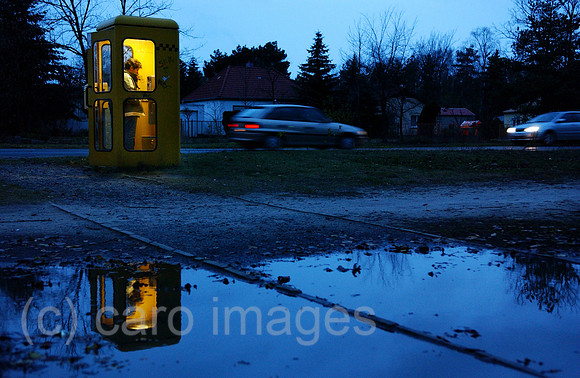 0MW041118D004CARO.JPG