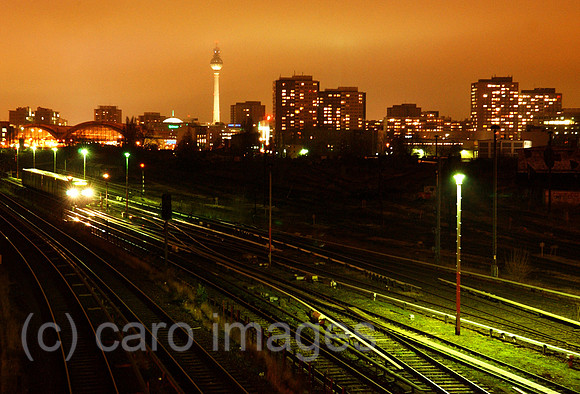 0MW050202D004CARO.JPG