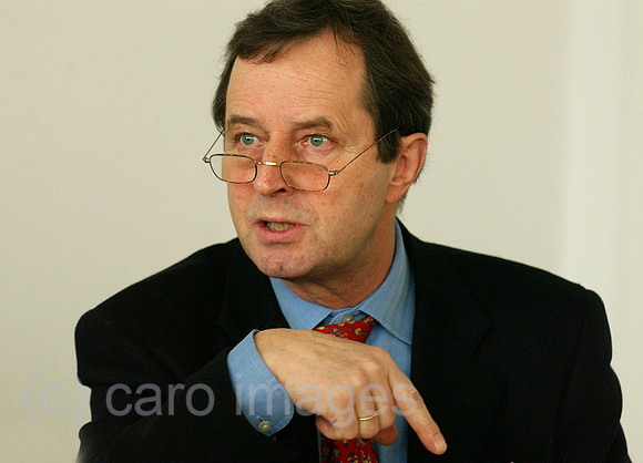 0MW050110D003CARO.JPG
