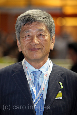 00S120331D991CAROE.JPG