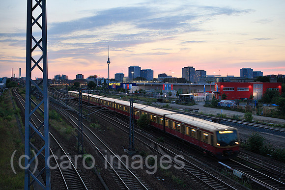 00P130717D018CAROE.JPG