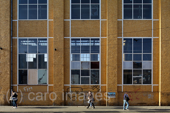 00P130917D060CAROE.JPG