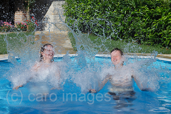 00P130625D066CAROE.JPG