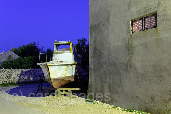 00P130630D108CAROE.JPG