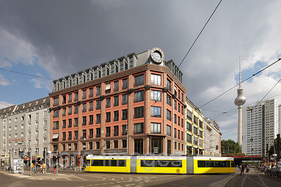 00P130828D039CAROE.JPG