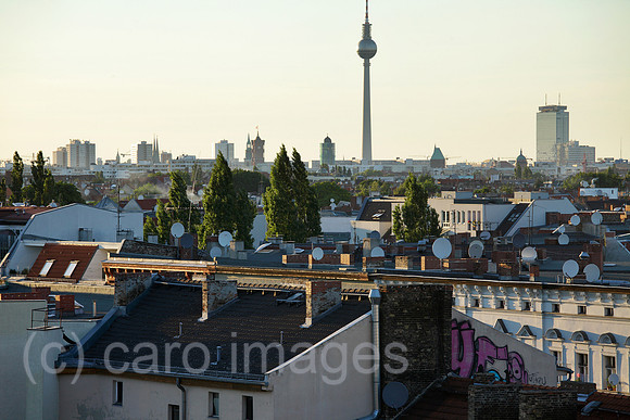 00P130720D054CAROE.JPG