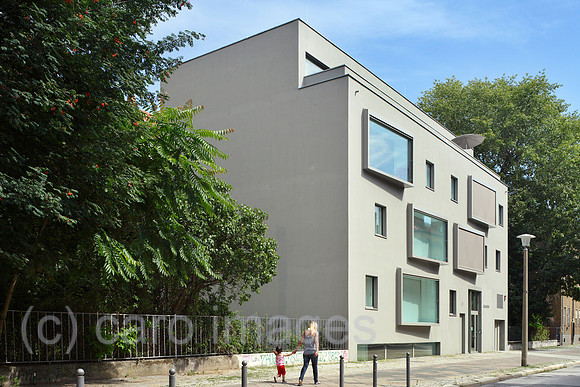 00P130817D176CAROE.JPG