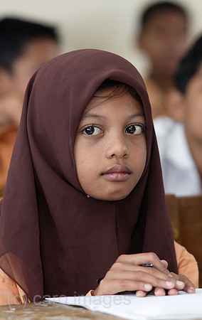 00U050825D019CAROE.JPG