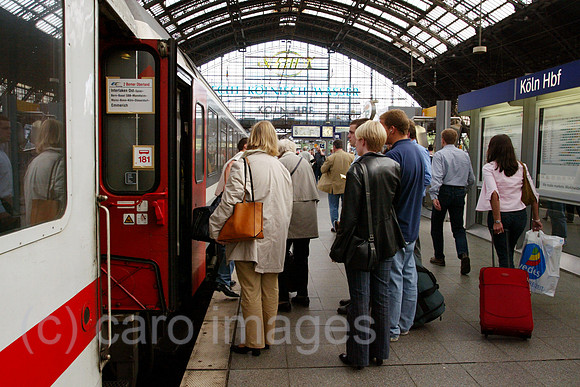 00S040926D024CARO.JPG