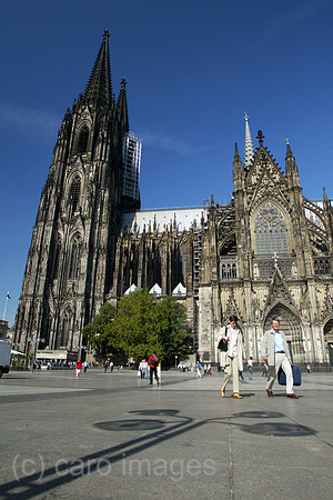 00S040926D013CARO.JPG