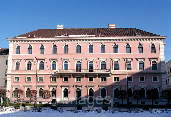 00R101816CARO.JPG