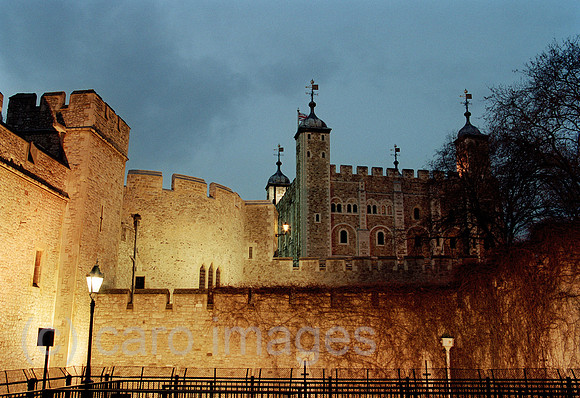 00R102709CARO.JPG