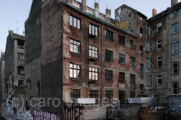 00P091207D109CAROE.JPG