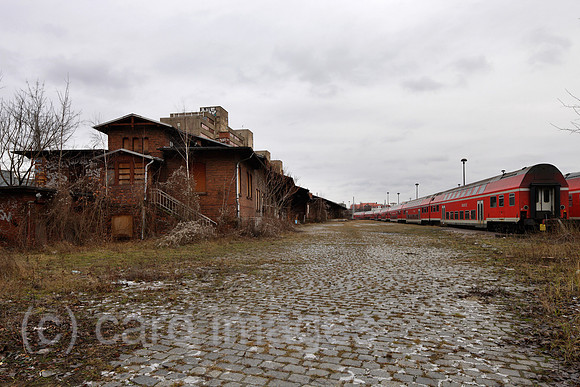 00P091225D069CAROE.JPG