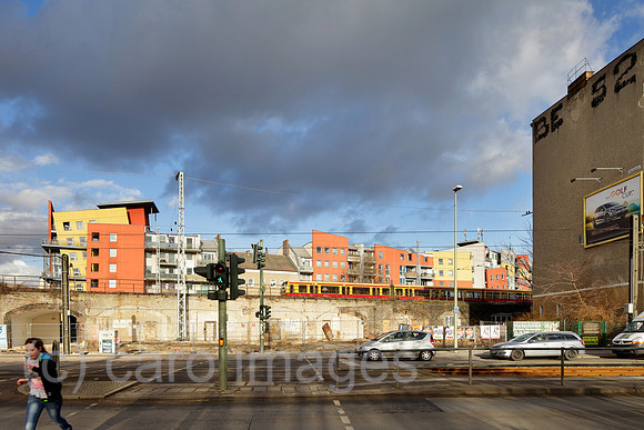 00P140206D087CAROE.JPG