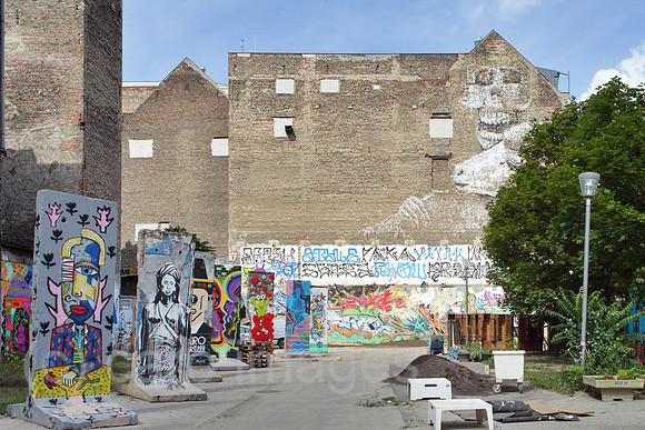 00P140801D228CAROE.JPG
