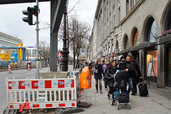 00P140215D073CAROE.JPG
