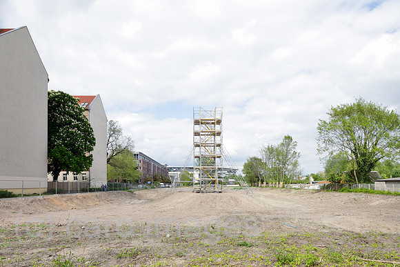 00P140427D046CAROE.JPG