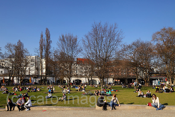 00P140313D234CAROE.JPG
