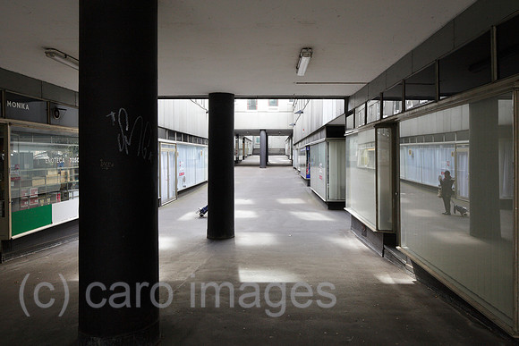 00P140322D020CAROE.JPG