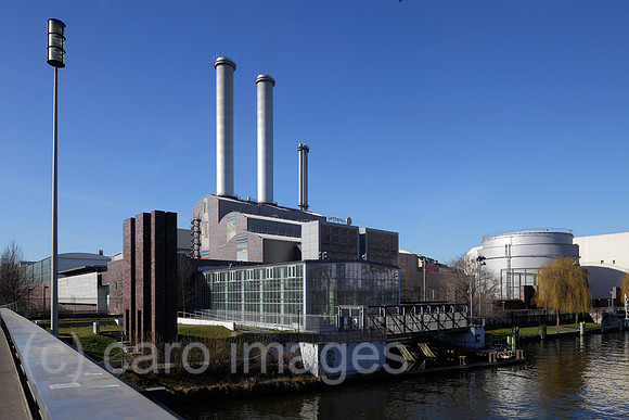 00P140312D211CAROE.JPG