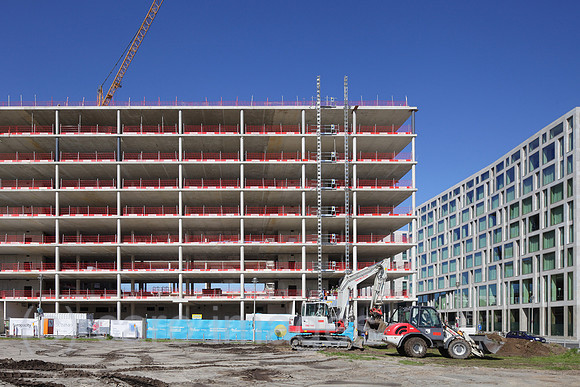 00P140516D093CAROE.JPG