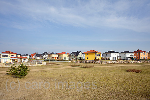 00P140301D167CAROE.JPG