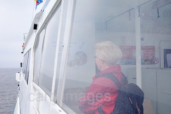 00P140423D057CAROE.JPG